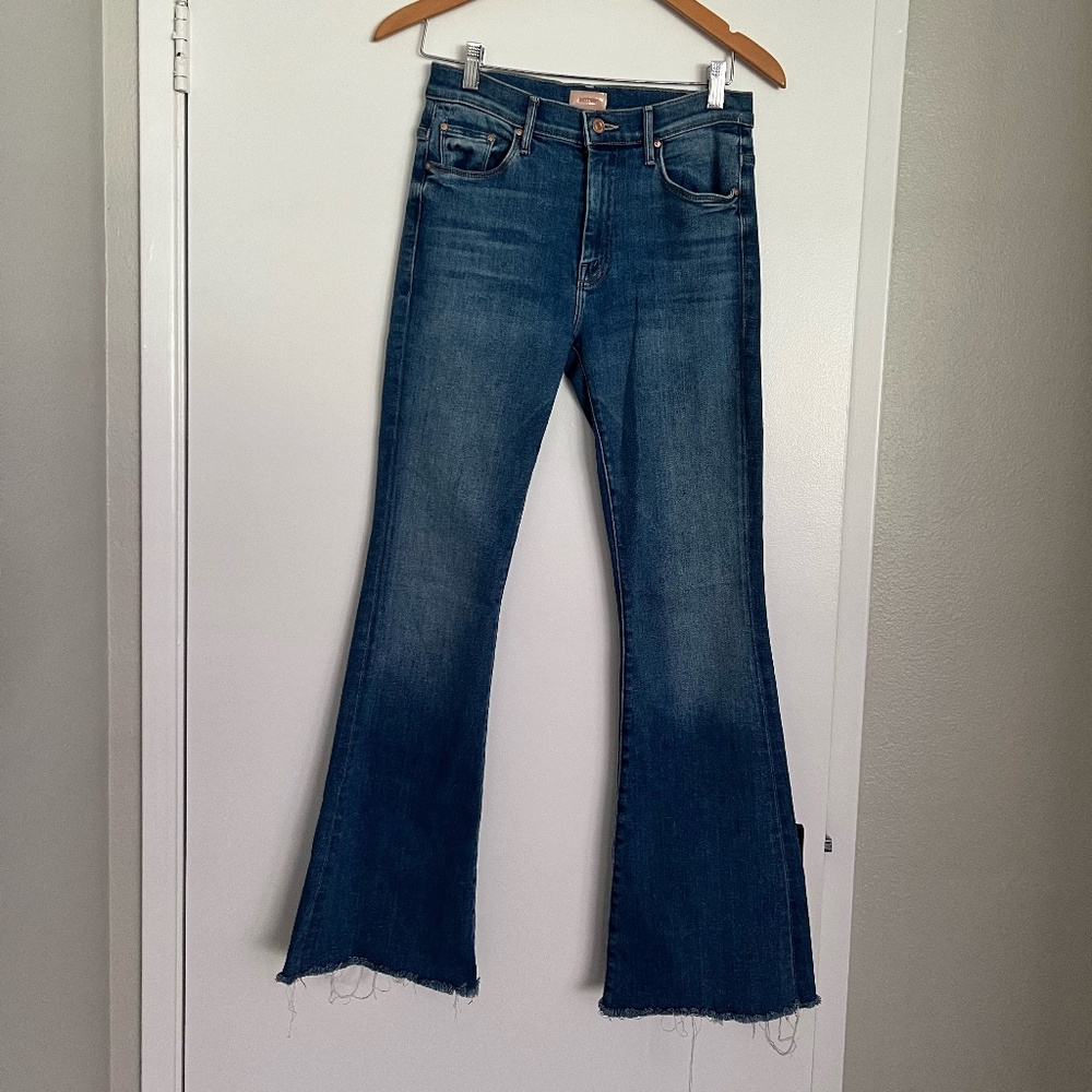 MOTHER The Weekender Jeans/Blue- a Groovy kind of love Size 28